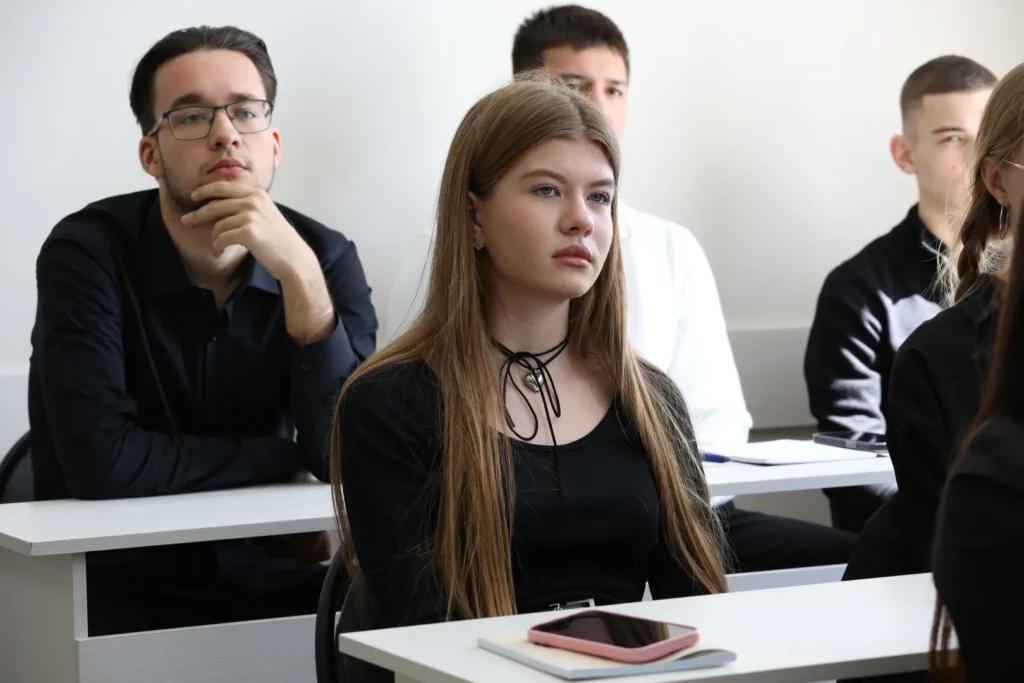 Встреча первокурсников с сотрудниками прокуратуры города Усть Каменогорска  (1)