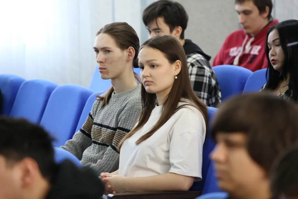 Встреча с представителями правоохранительных органов в КАСУ трудоустройство и профессиональное развитие (6)