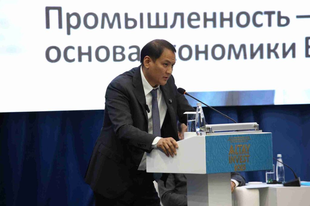 Делегация КАСУ приняла участие в работе форума «Altay Invest 2025» (2)