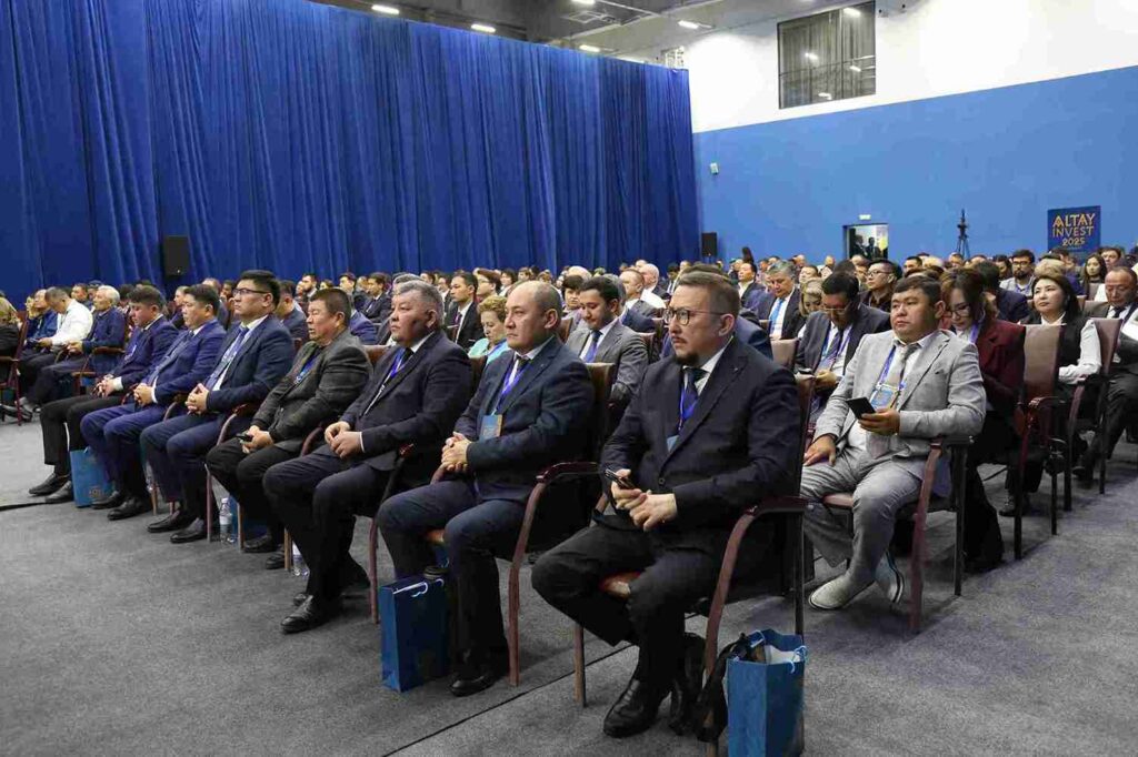 Делегация КАСУ приняла участие в работе форума «Altay Invest 2025» (4)