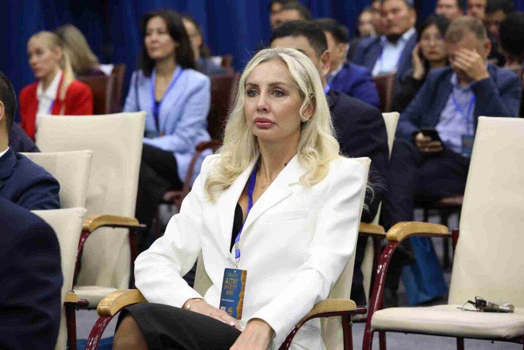 Делегация КАСУ приняла участие в работе форума «Altay Invest 2025» (8)
