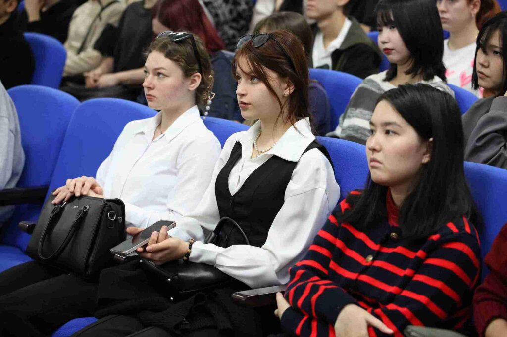 Семинар по финансовой грамотности в КАСУ (2)