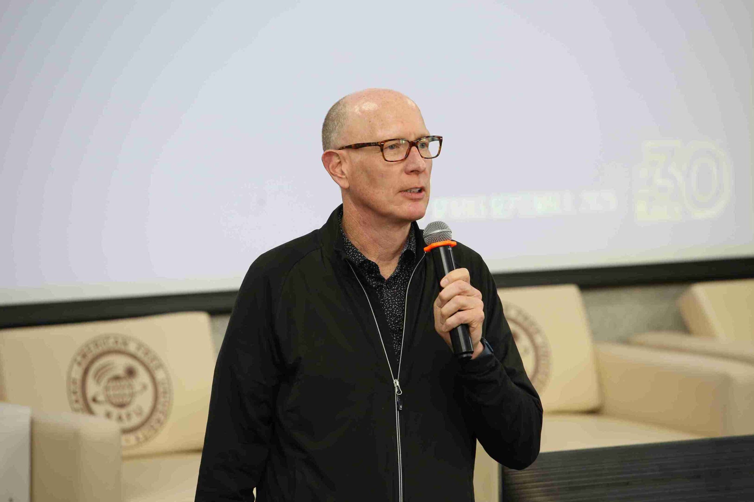 Школьникам КАСУ — уроки бизнеса из США (10)