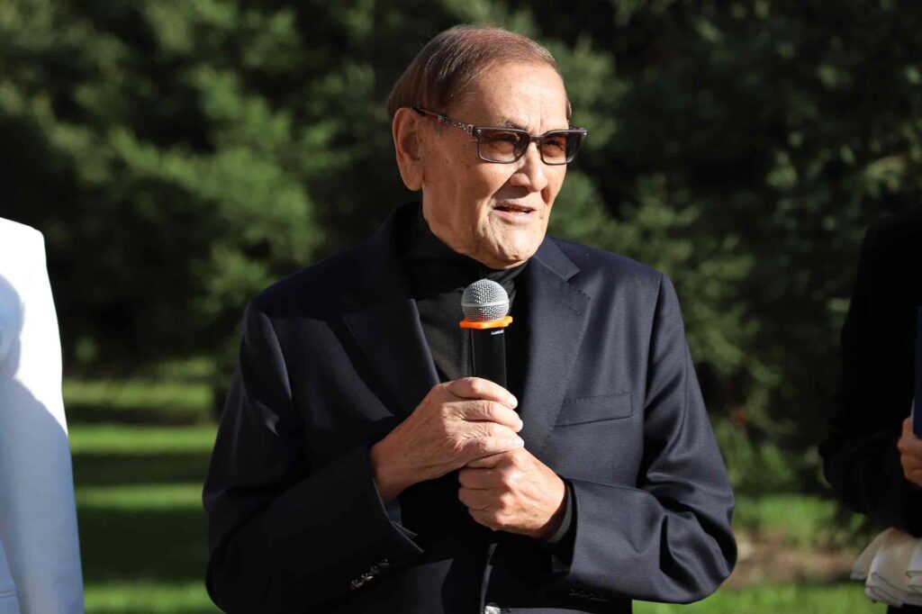 В КАСУ открыли памятный камень 5