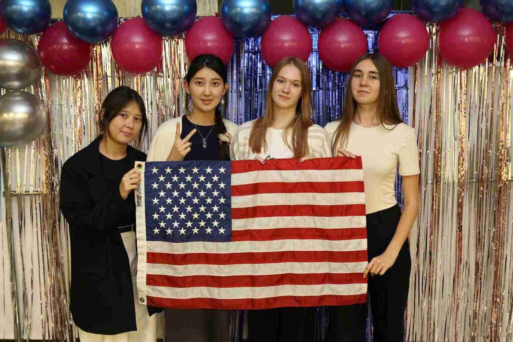 В КАСУ прошло посвящение первокурсников Американской программы (1)