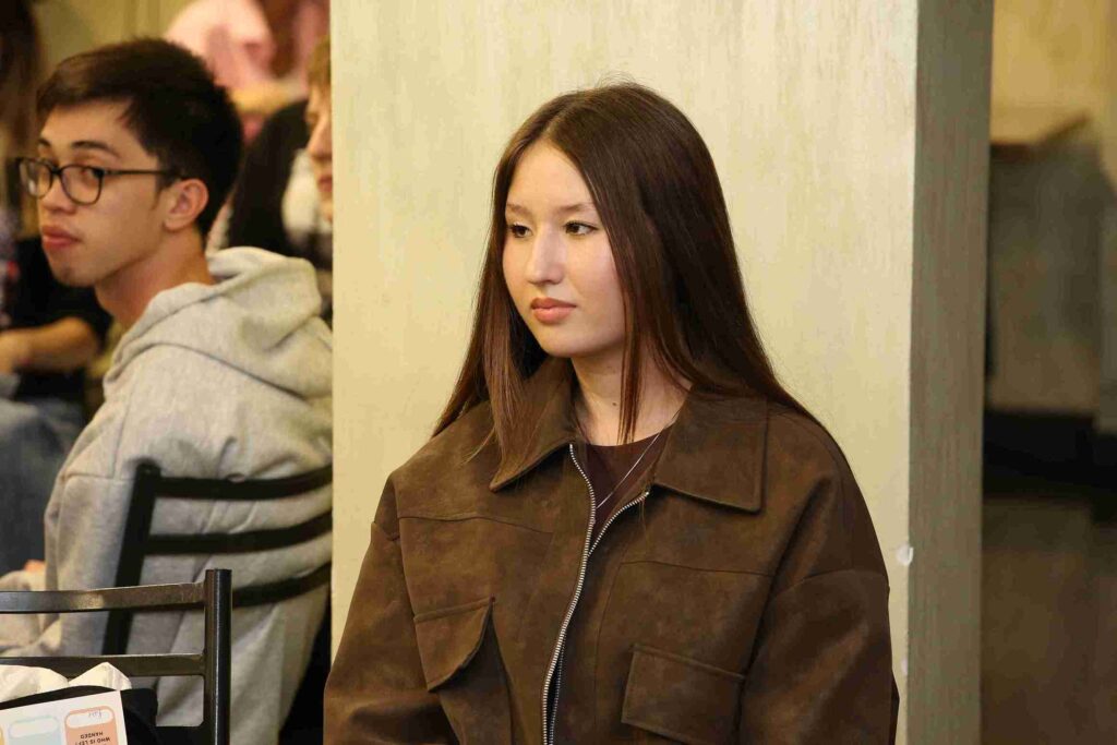 В КАСУ прошло посвящение первокурсников Американской программы (6)