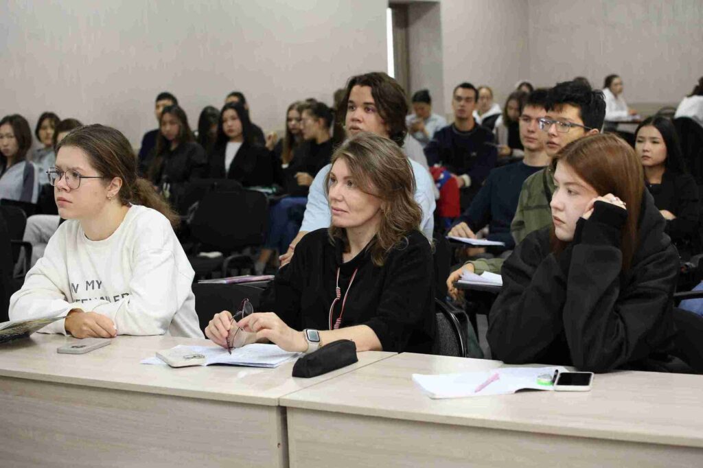 Встреча студентов КАСУ с молодежным крылом «Жастар Рухы» партии «Аманат» (2)