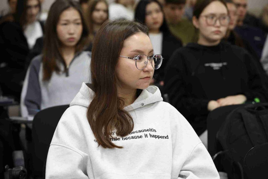 Встреча студентов КАСУ с молодежным крылом «Жастар Рухы» партии «Аманат» (4)