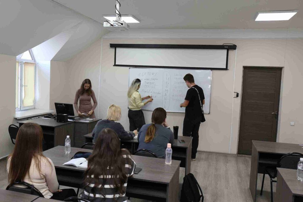 Адал Азамат угроза лудомании (6)