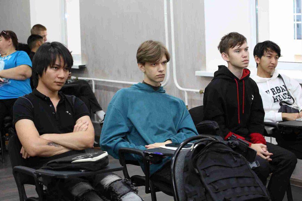 Центр исследования проблем религии вновь встретился со студентами КАСУ (3)