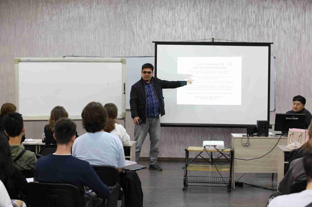 Центр исследования проблем религии вновь встретился со студентами КАСУ (4)