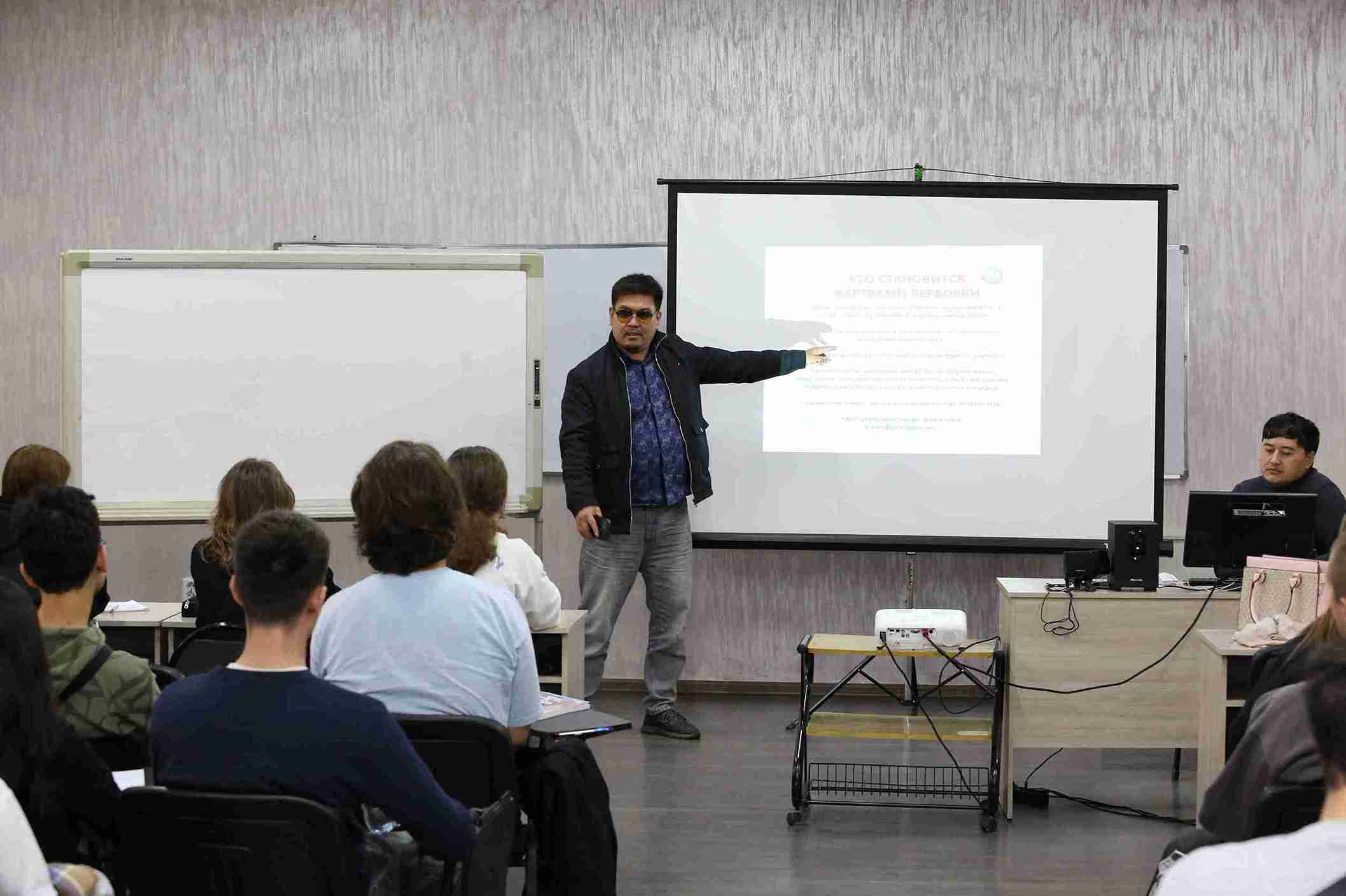 Центр исследования проблем религии вновь встретился со студентами КАСУ (4)