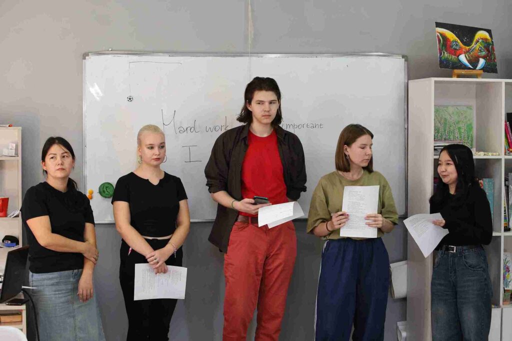 Дискуссия о ценностях современного общества состоялась в КАСУ (7)