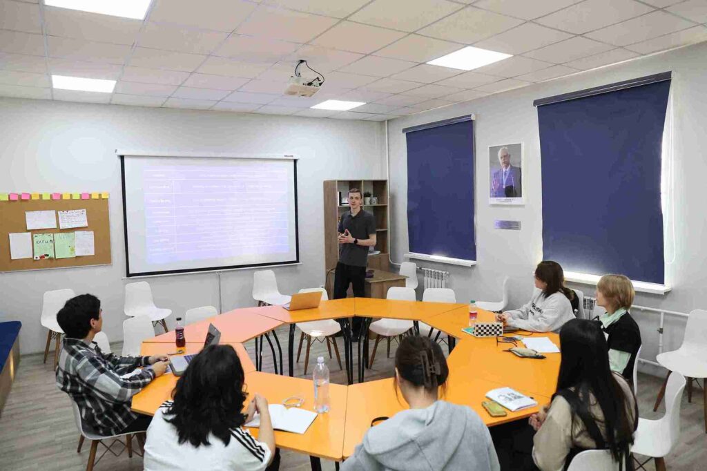 Дискуссия о проблемах общества «Склонность к расточительству» (7)