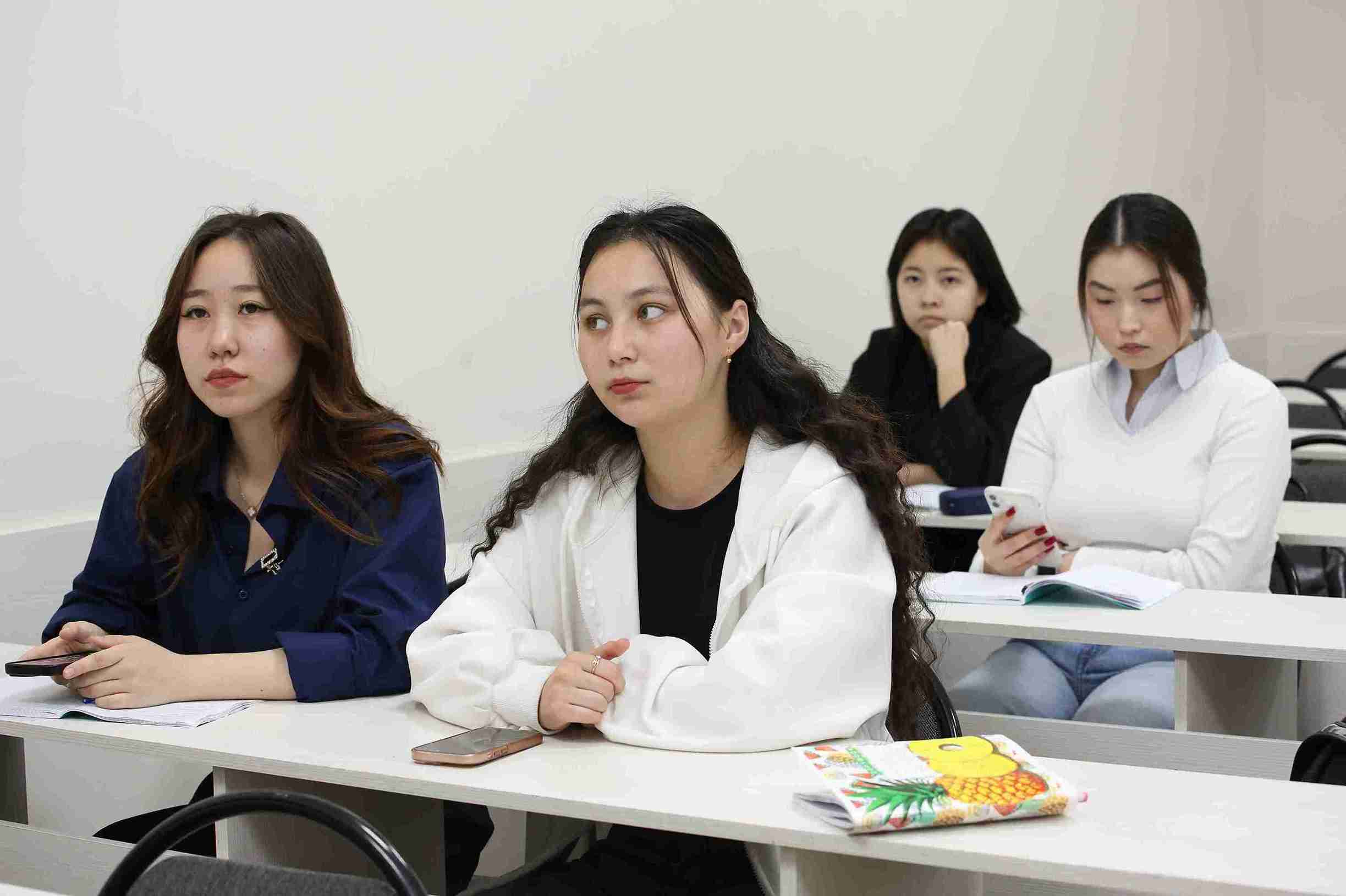 Дискуссия о проблемах общества «The Secret Dangers of Vaping» (4)