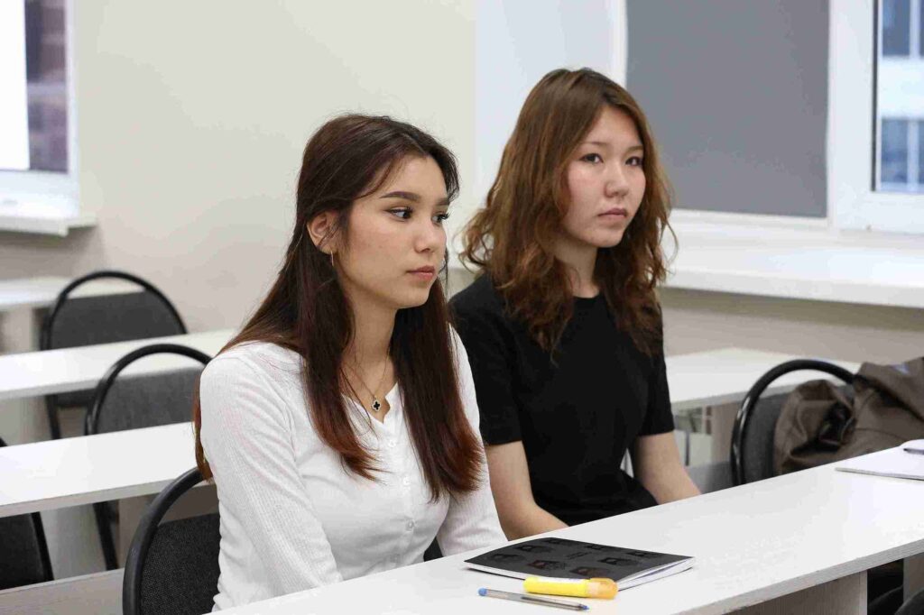 Дискуссия о проблемах общества «The Secret Dangers of Vaping» (6)