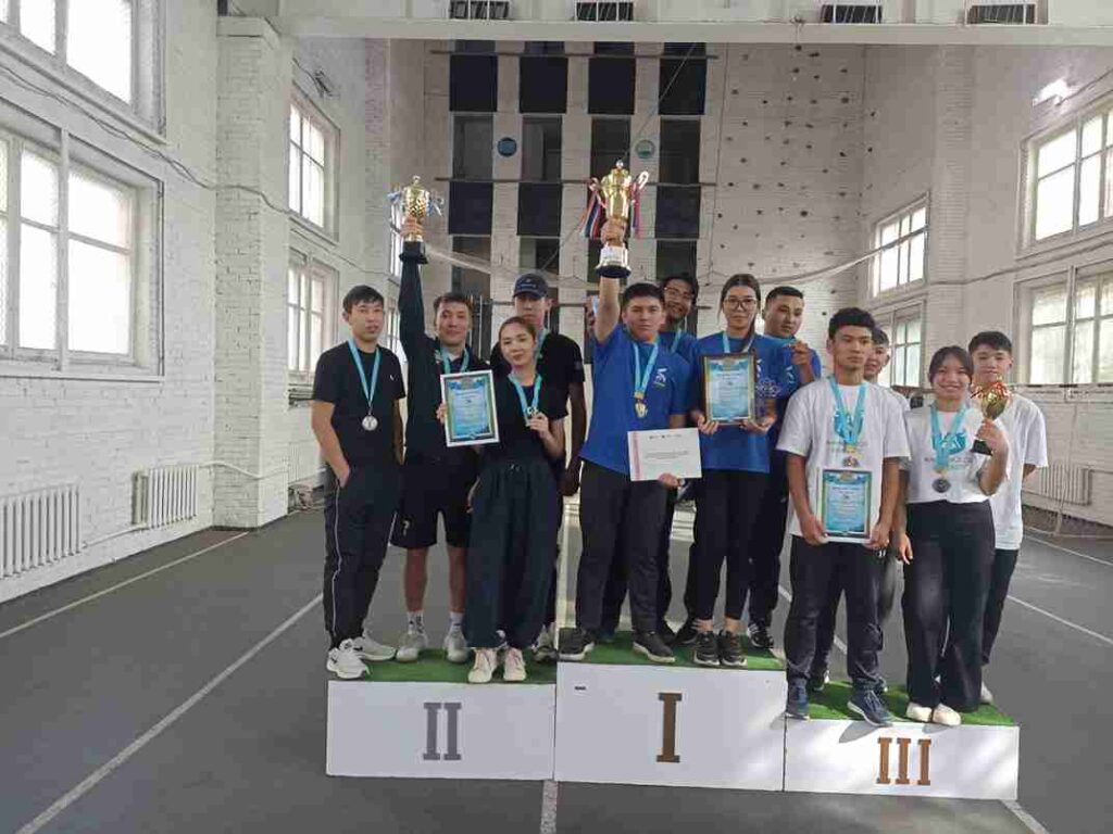 Команда «Намыс» КАСУ призёр форума региональных волонтёров (2)