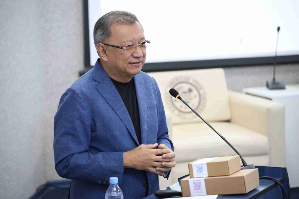 Лим Тай Тун провёл серию лекций в КАСУ (19)