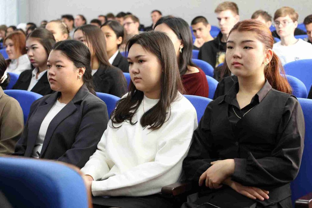 Молодежь Республики – гарантия будущего страны (20)