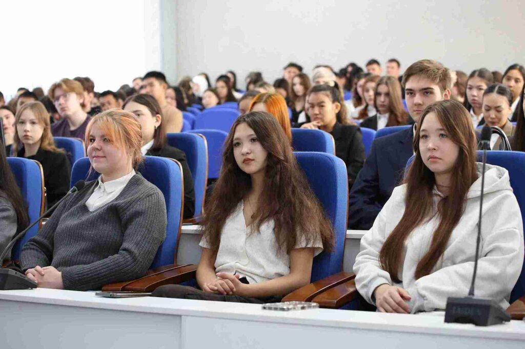 Молодежь Республики – гарантия будущего страны (9)