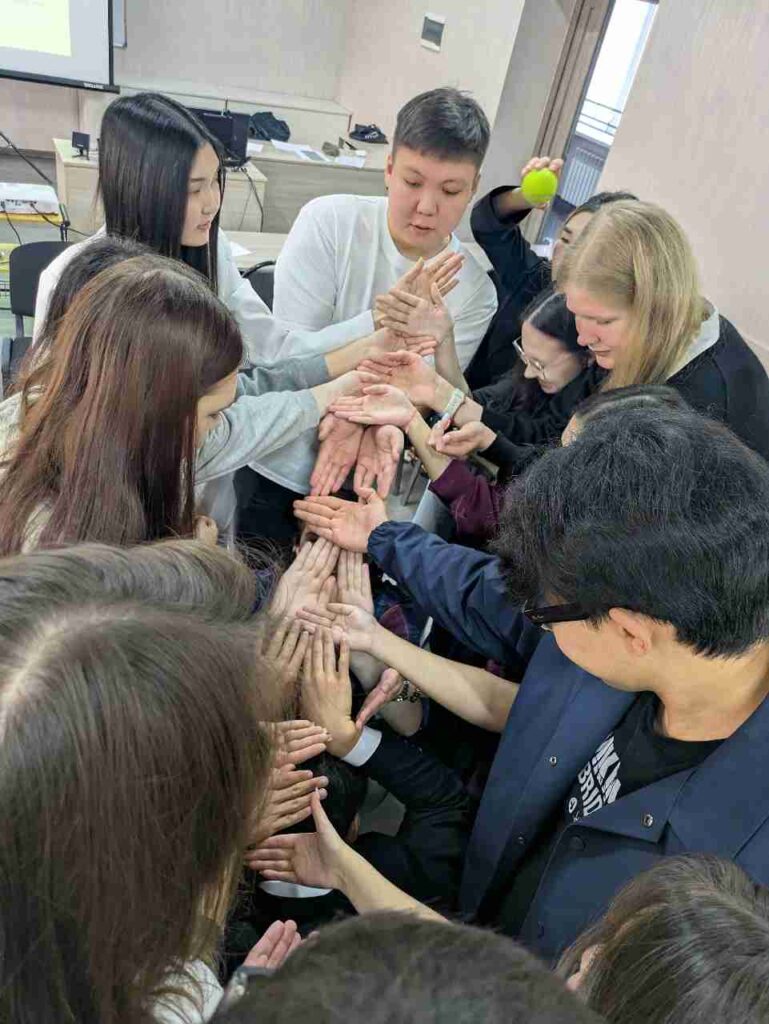 Принципы лидерства студенты КАСУ завершили международный курс (4)