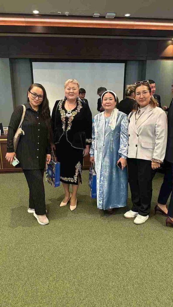 В Анкаре состоялась презентация книги «Арғықазақ мифологиясы» (2)