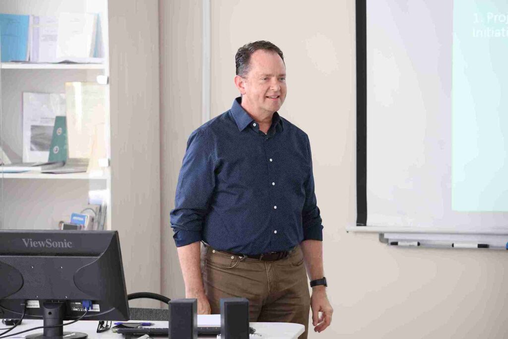 В КАСУ проходят занятия с иностранными преподавателями (3)