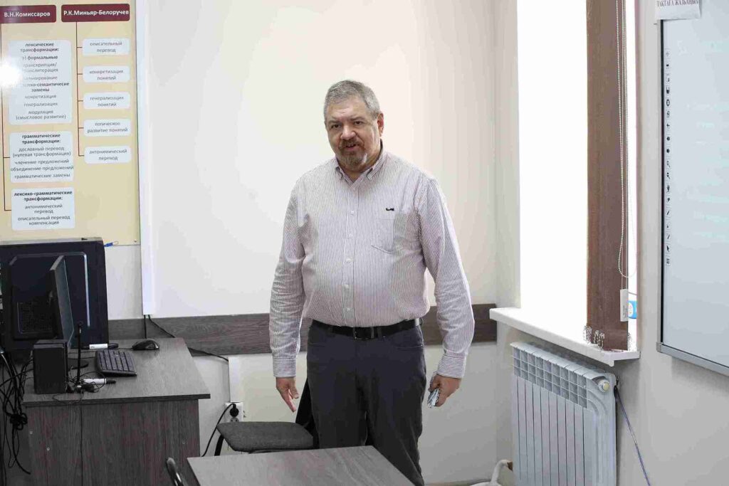 В КАСУ проходят занятия с иностранными преподавателями (5)