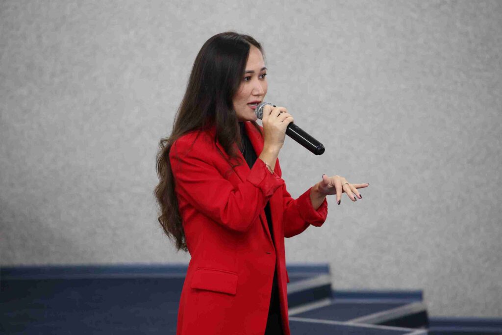 Языки как ключ к карьере студенты КАСУ встретились с Дилярой Абрамовой (3)