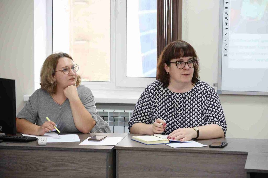 28 ноября 2025 года в КАСУ прошла Олимпиада «Полиглот» среди учащихся 10–11 классов 21