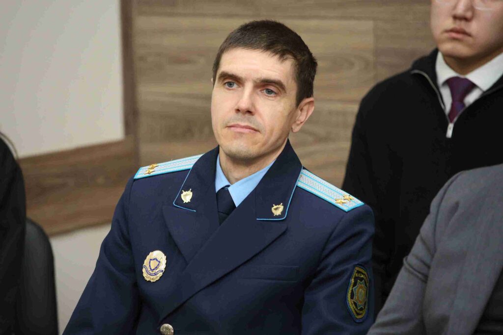 Демонстративный учебный судебный процесс по уголовному делу в рамках идеологемы «Заң мен тәртіп» («Закон и порядок») (18)