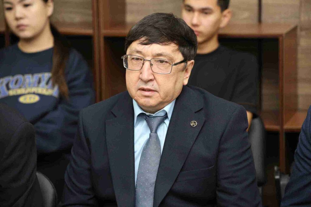 Демонстративный учебный судебный процесс по уголовному делу в рамках идеологемы «Заң мен тәртіп» («Закон и порядок») (22)