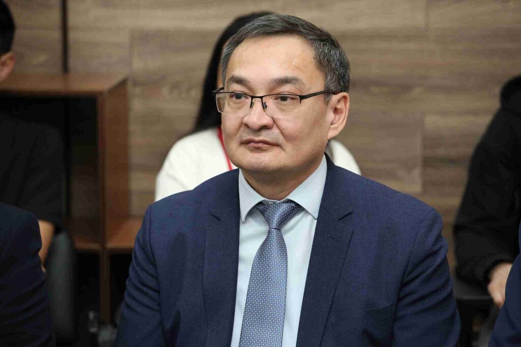 Демонстративный учебный судебный процесс по уголовному делу в рамках идеологемы «Заң мен тәртіп» («Закон и порядок») (23)