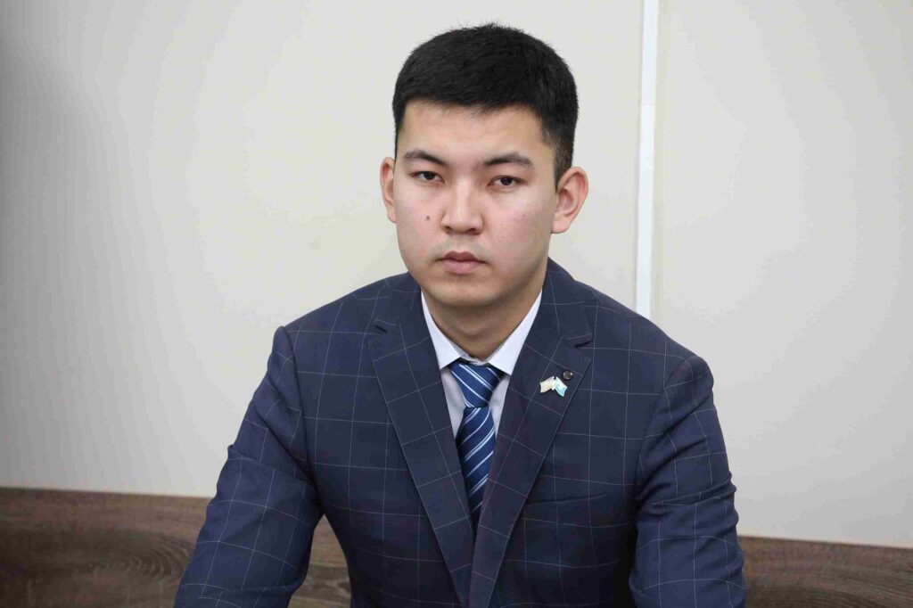 Демонстративный учебный судебный процесс по уголовному делу в рамках идеологемы «Заң мен тәртіп» («Закон и порядок») (25)