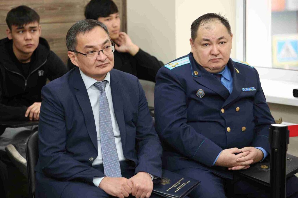 Демонстративный учебный судебный процесс по уголовному делу в рамках идеологемы «Заң мен тәртіп» («Закон и порядок») (6)