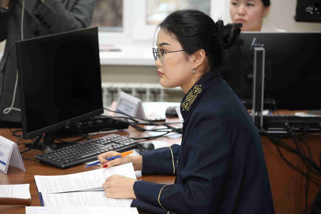 Демонстративный учебный судебный процесс по уголовному делу в рамках идеологемы «Заң мен тәртіп» («Закон и порядок») (7)