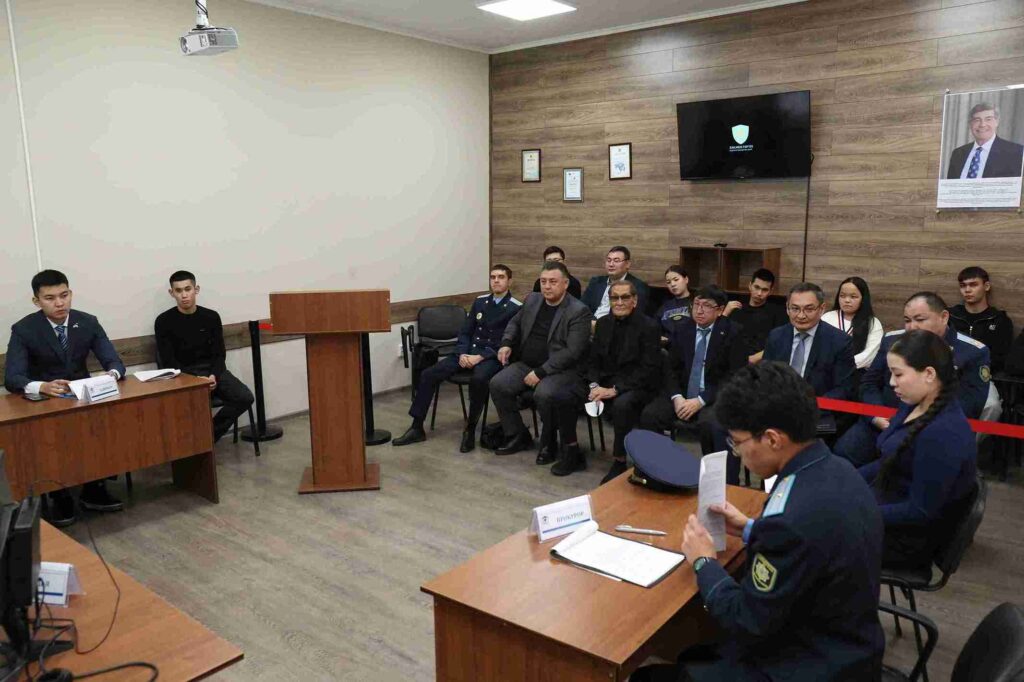 Демонстративный учебный судебный процесс по уголовному делу в рамках идеологемы «Заң мен тәртіп» («Закон и порядок») (8)