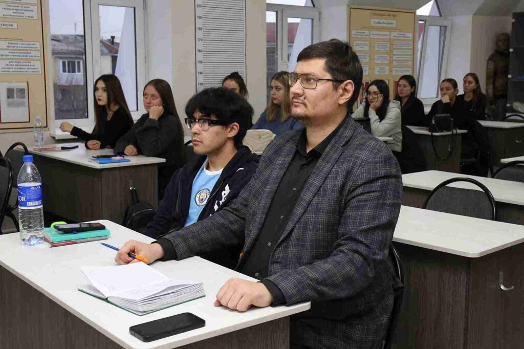 Гостевая лекция ассоциированного профессора Университета «Туран» (г (1)