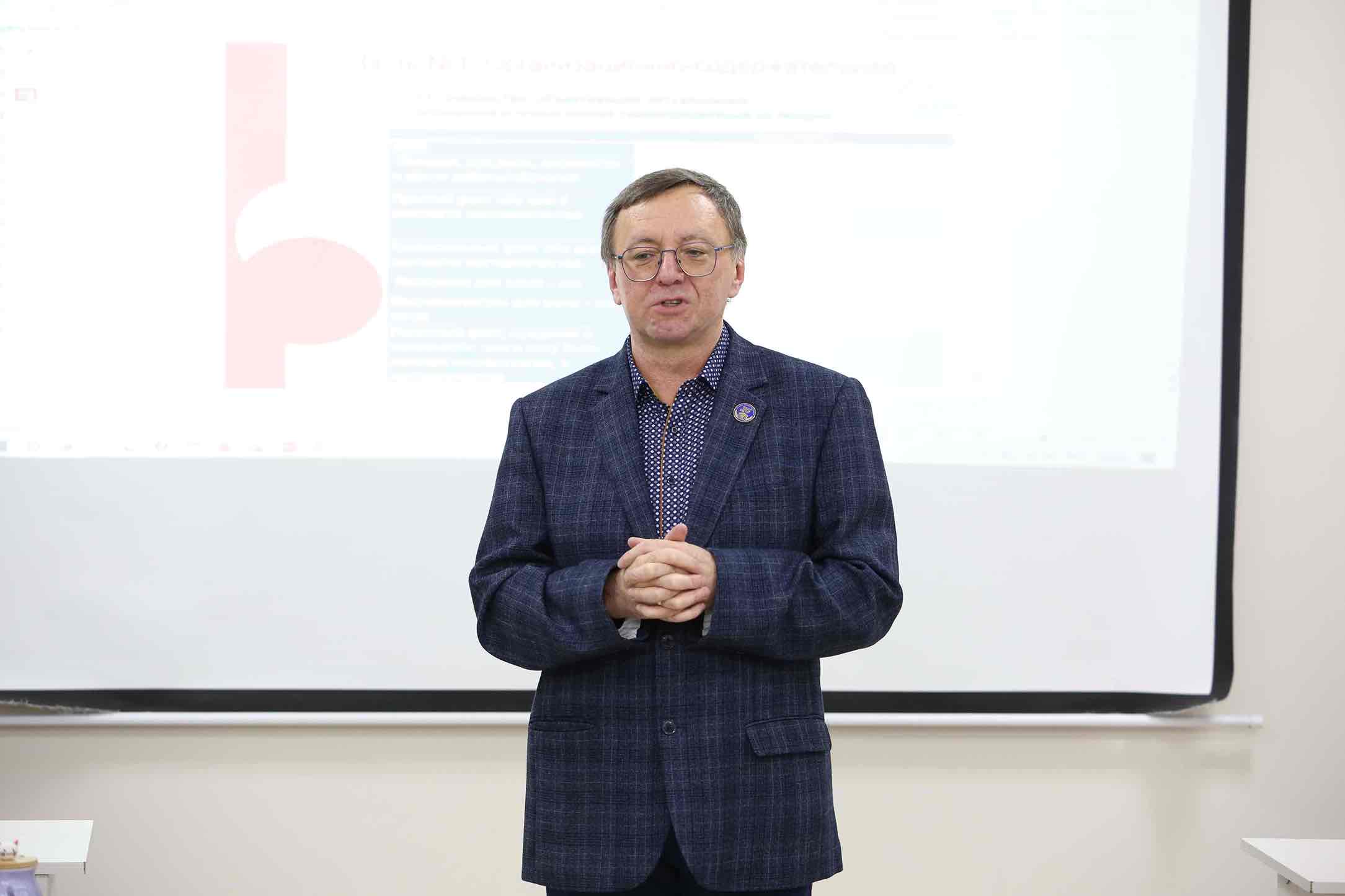 Гостевая лекция о наставничестве в профессиональном становлении молодого преподавателя 12