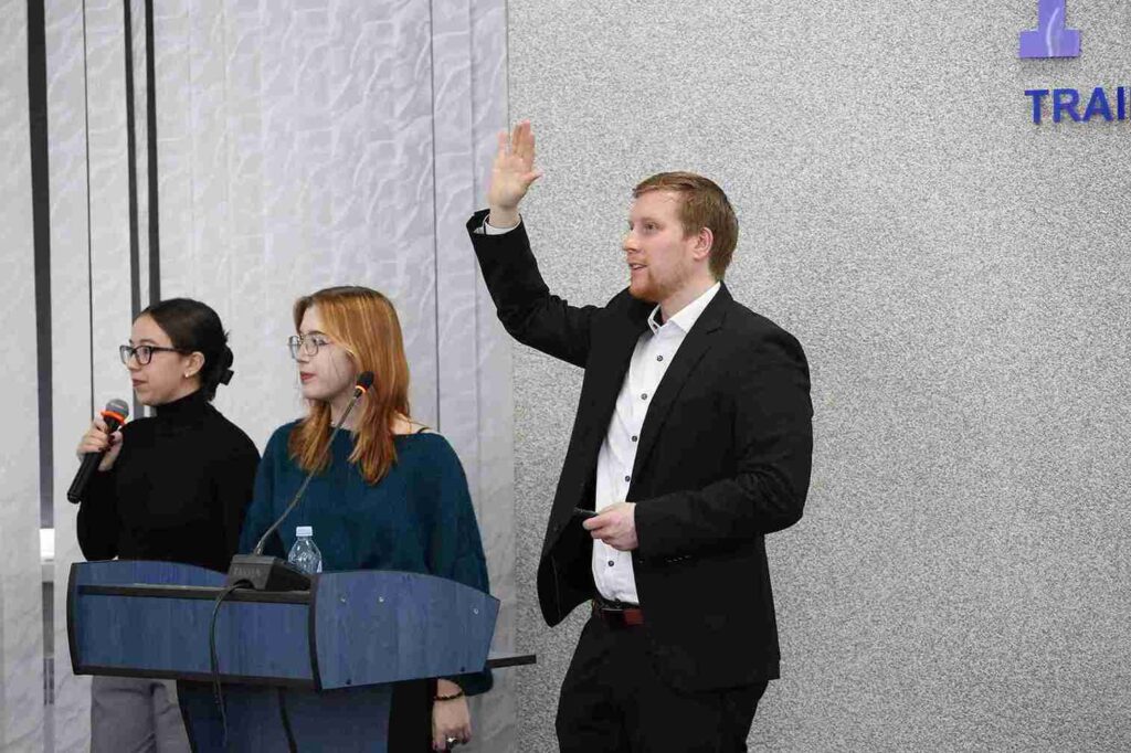 Гостевая лекция о применении искусственного интеллекта в науке состоялась в КАСУ (10)