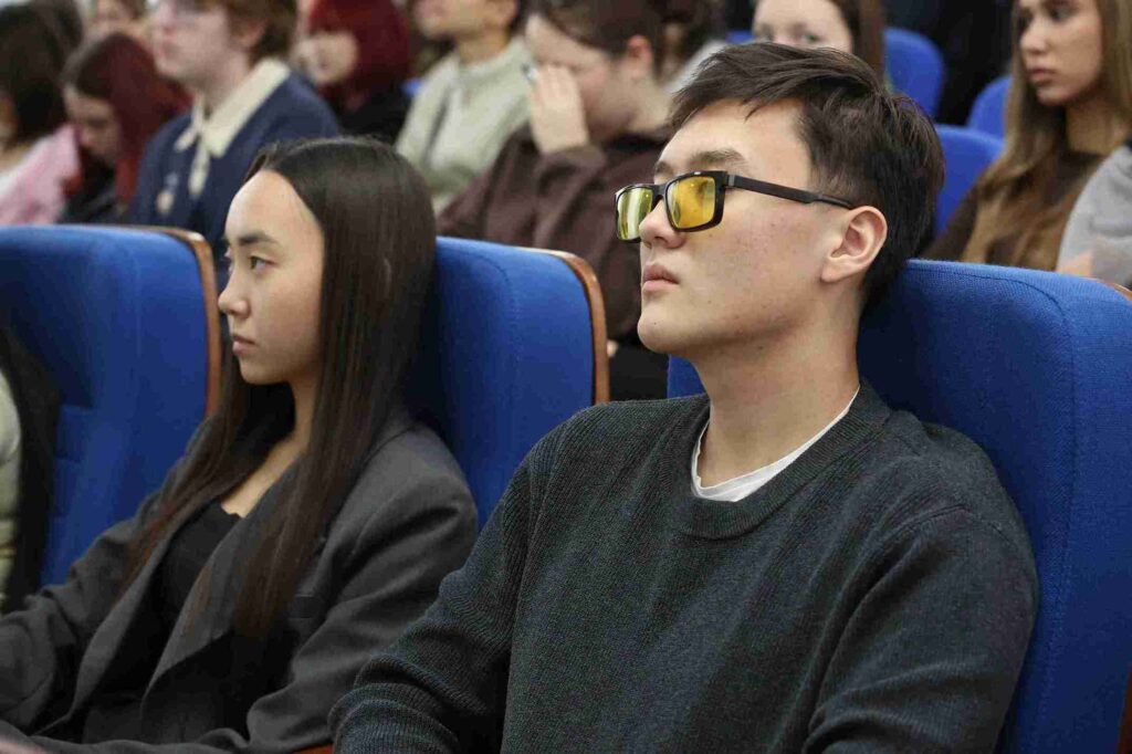 Гостевая лекция о применении искусственного интеллекта в науке состоялась в КАСУ (12)