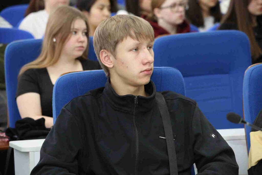 Гостевая лекция о применении искусственного интеллекта в науке состоялась в КАСУ (13)