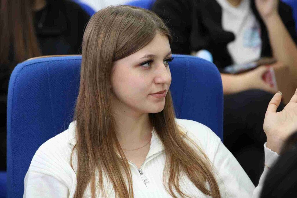 Гостевая лекция о применении искусственного интеллекта в науке состоялась в КАСУ (7)