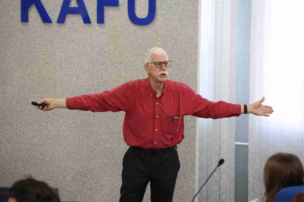 Иностранные преподаватели в КАСУ встречи, которые расширяют горизонты (10)