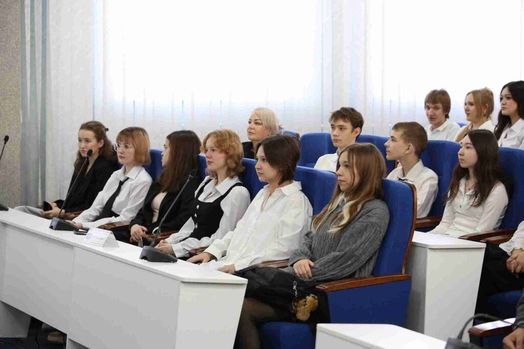 Иностранные преподаватели в КАСУ встречи, которые расширяют горизонты (13)