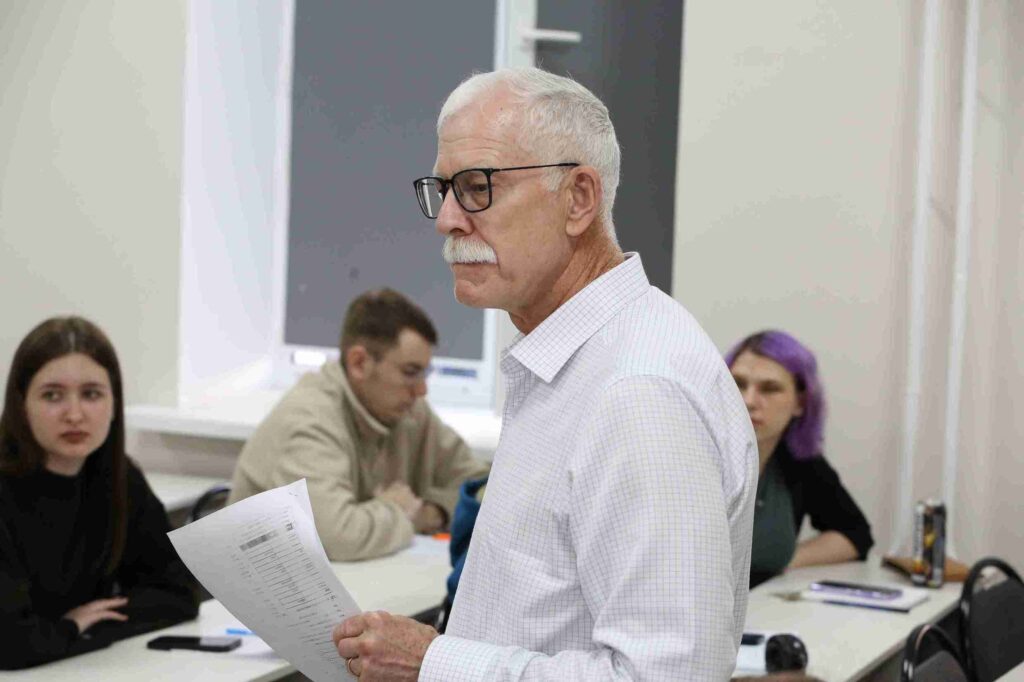 Иностранные преподаватели в КАСУ встречи, которые расширяют горизонты (15)