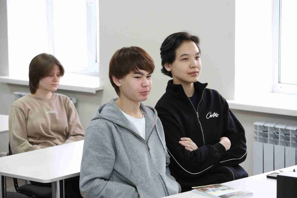 Иностранные преподаватели в КАСУ встречи, которые расширяют горизонты (22)