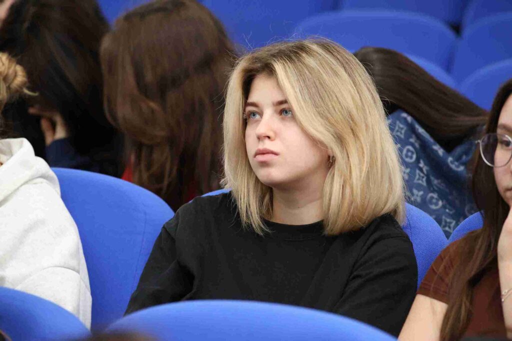 Иностранные преподаватели в КАСУ встречи, которые расширяют горизонты (37)