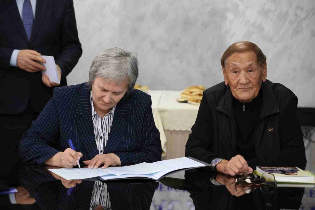 КАСУ укрепляет партнёрские связи с колледжами региона (8)