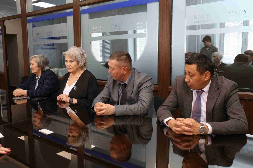 КАСУ укрепляет партнёрские связи с колледжами региона (9)